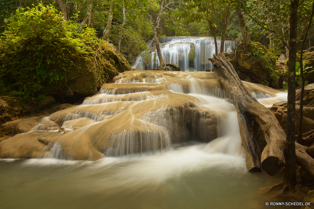 Erawan National Park Wasserfall Fluss Stream Wasser Fels Dam Landschaft Kaskade Wald Strömung Creek Barrier Stein Berg fließende fallen Park Umgebung Struktur im freien Bewegung Obstruktion fällt Wild Baum Felsen landschaftlich nass natürliche friedliche Reisen Frühling Szenerie Wildnis Brunnen ruhige platsch Moos Bäume Sommer Tourismus Szene glatte Drop Schlucht frisch fallen Steine Herbst im freien Schlucht Schwimmbad Berge rasche Geschwindigkeit felsigen Reinigen Blatt gelassene Tal Belaubung Kanal Wasserfälle nationalen Pflanze Tropischer Kaskaden Kühl Hölzer Abenteuer Stromschnellen frische Luft seidige See Körper des Wassers Saison macht Schwall üppige Erhaltung Flüsse Dschungel Wandern Bewuchs Harmonie Entspannen Sie sich Garten Weichzeichnen reine Ökologie Ruhe Frieden entspannende erfrischend Gras SWIFT Wildpflanze plantschen Erde Reinheit Urlaub Erholung waterfall river stream water rock dam landscape cascade forest flow creek barrier stone mountain flowing fall park environment structure outdoor motion obstruction falls wild tree rocks scenic wet natural peaceful travel spring scenery wilderness fountain tranquil splash moss trees summer tourism scene smooth drop canyon fresh falling stones autumn outdoors ravine pool mountains rapid speed rocky clean leaf serene valley foliage channel waterfalls national plant tropical cascades cool woods adventure rapids freshness silky lake body of water season power torrent lush conservation rivers jungle hiking vegetation harmony relax garden blur pure ecology calm peace relaxing refreshment grass swift uncultivated splashing earth purity vacation recreation