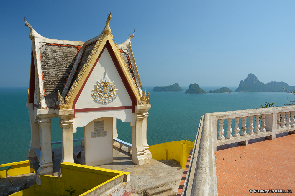 Khao Chong Krachok Architektur Kirche Gebäude Religion Festung Himmel Turm Reisen alt Tempel Kloster Fassade Geschichte Tourismus Antike Dach Stadt Kreuz Kathedrale Wahrzeichen historischen Mauer Kultur berühmte Haus religiöse Kuppel Gottesdienst Struktur aussenansicht Palast Stein historische Orthodoxe Glocke Residenz St Stadt Fenster Backstein Hauptstadt Kapelle Tourist religiöse Residenz Tag traditionelle Denkmal Landschaft Schloss Straße Kuppel glauben Szene Bau Fliese Bootshaus im freien Urlaub Brücke Detail heilig St. Dorf Symbol Winter Wasser Platz Wolken Platz Gold Sommer Villa Bäume Katholische Urban Antik architektonische Spiritualität Wolke Baum Ziel Schuppen Küste landschaftlich mittelalterliche Gott Holz Osten Glocke-Côte Schnee Schutzüberzug Meer aus Holz architecture church building religion fortress sky tower travel old temple monastery facade history tourism ancient roof city cross cathedral landmark historic wall culture famous house religious dome worship structure exterior palace stone historical orthodox bell residence st town window brick capital chapel tourist religious residence day traditional monument landscape castle street cupola faith scene construction tile boathouse outdoor vacation bridge detail holy saint village symbol winter water place clouds square gold summer villa trees catholic urban antique architectural spirituality cloud tree destination shed coast scenic medieval god wood east bell cote snow protective covering sea wooden