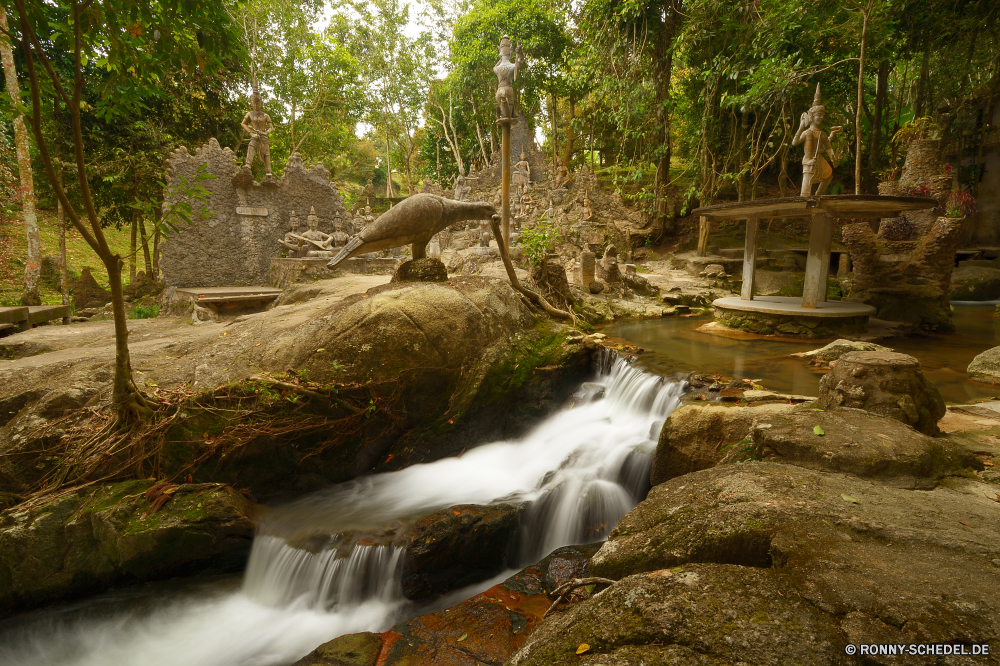 Secret Buddha Garden / Ko Samui Wasserfall Fluss Stream Wasser Baum Wald Fels Landschaft Wildnis Stein Kanal Kaskade Creek Strömung Berg Park fallen fließende Körper des Wassers natürliche Wild Felsen nass friedliche Moos Bewegung platsch Bäume Szenerie im freien Frühling woody plant Sommer Umgebung Reisen landschaftlich fällt Belaubung vascular plant Blatt Berge Pflanze ruhige Hölzer gelassene im freien Tourismus glatte Herbst Szene felsigen fallen frisch Reinigen Holz Steine Tourist entspannende Saison Blätter Ruhe Frieden Baumstumpf nationalen Wasserfälle Flüssigkeit Abenteuer Tropischer Pflanzen Ökologie frische Luft See Drop Erholung Schwall Stromschnellen Kühl rasche Flüsse Land üppige Schwimmbad Geschwindigkeit Kaskaden seidige Wandern gischt reine Gras waterfall river stream water tree forest rock landscape wilderness stone channel cascade creek flow mountain park fall flowing body of water natural wild rocks wet peaceful moss motion splash trees scenery outdoor spring woody plant summer environment travel scenic falls foliage vascular plant leaf mountains plant tranquil woods serene outdoors tourism smooth autumn scene rocky falling fresh clean wood stones tourist relaxing season leaves calm peace snag national waterfalls fluid adventure tropical plants ecology freshness lake drop recreation torrent rapids cool rapid rivers country lush pool speed cascades silky hiking spray pure grass