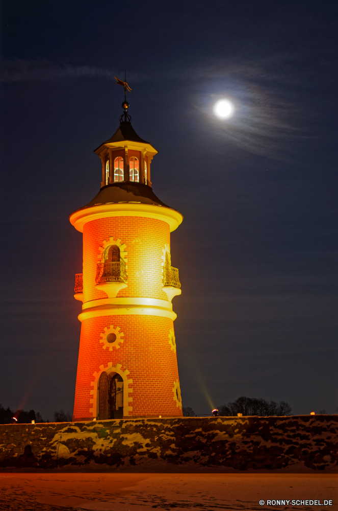 Leuchtturm Moritzburg Minarett Kirche Architektur Religion Turm Kathedrale Gebäude Kreuz Kuppel alt Himmel Orthodoxe Geschichte Stadt berühmte Kultur Reisen Wahrzeichen glauben Tourismus Gold St traditionelle Denkmal Antike Struktur aussenansicht St. historischen historische Kloster Tempel Kuppel religiöse Leuchtfeuer Golden Gott Backstein Hauptstadt Platz Platz Tourist Kapelle Bau Gottesdienst Reiseziele Stadt Kuppeln Basilika beten Tag Orthodoxie Katholizismus barocke Katholische Wolke Glocke Nacht Museum Sommer heilig architektonische Spiritualität Symbol Haus Basil Fassade Attraktion Uhr Stein Basilikum-s Moschee Urban heilig Farbe Gebet Mauer Ziel 'Nabend Gestaltung nationalen Detail minaret church architecture religion tower cathedral building cross dome old sky orthodox history city famous culture travel landmark faith tourism gold st traditional monument ancient structure exterior saint historic historical monastery temple cupola religious beacon golden god brick capital square place tourist chapel construction worship destinations town domes basilica pray day orthodoxy catholicism baroque catholic cloud bell night museum summer holy architectural spirituality symbol house basil facade attraction clock stone basil s mosque urban sacred color prayer wall destination evening design national detail